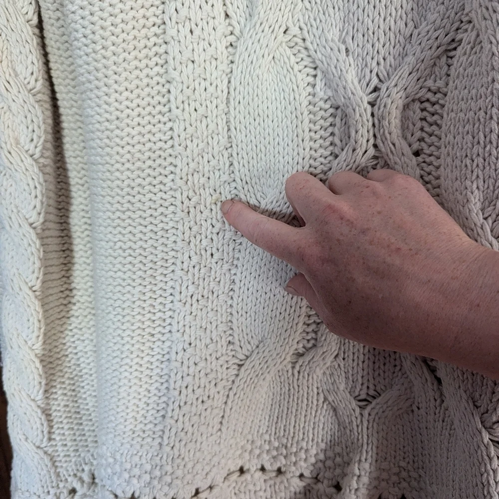 Orvis Chunky Cable Neck Cream Cowl Neck Sweater Size Large